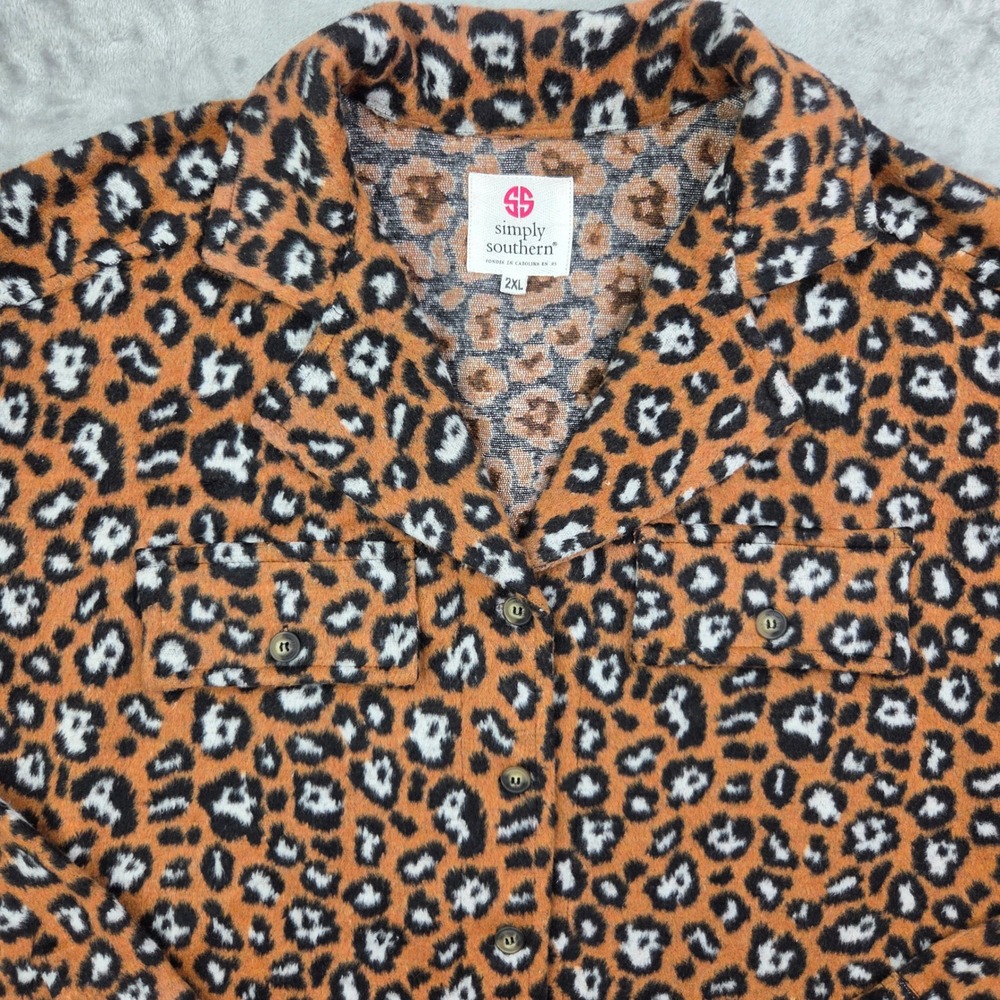 Simply Southern Women 2X Leopard Animal Print Fleece Shacket Button Shirt Jacket - Picture 4 of 12